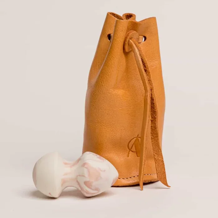Adele Brydges Massager Rose & Pochette Cuir