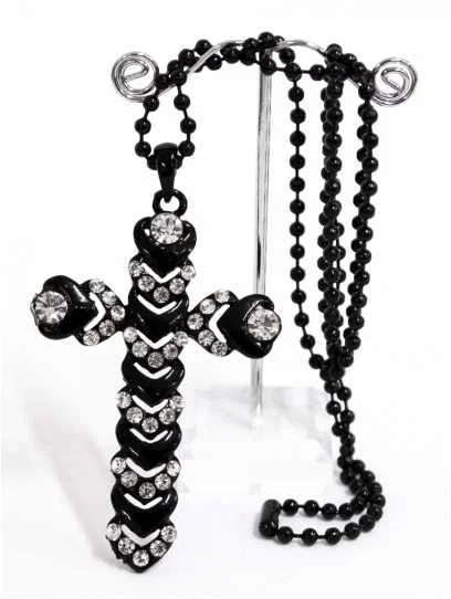 Anhänger – Crucifix mit Steinen