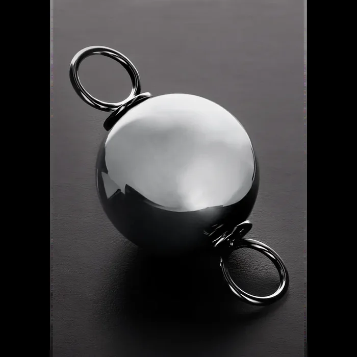 Auto Bondage Eisballschloss