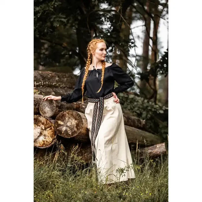 Bluse mit Bändel zum Schnüren