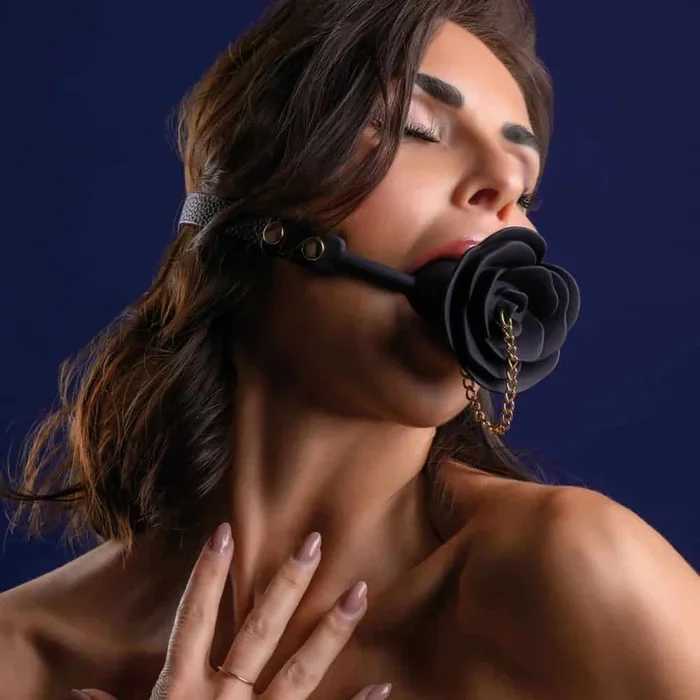 BRIGADE MONDAINE Rose Ball Gag