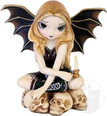 Fee ‚Candle in the Dark‘