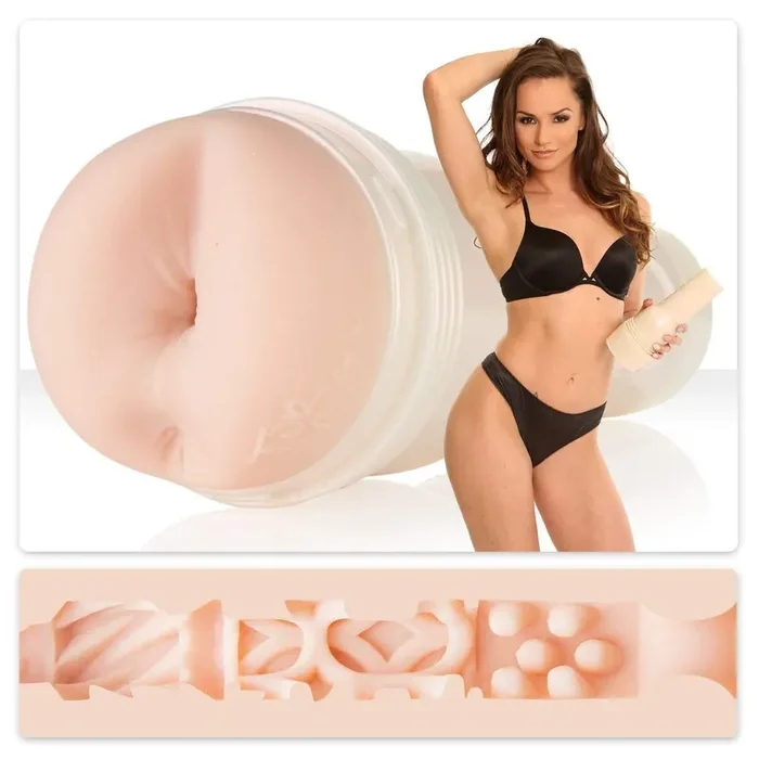 Fleshlight Girls – Tori Black Sultry