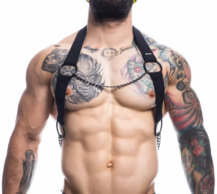 Harness mit Kette