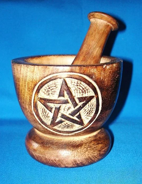 Holz Mörser mit Pentagramm
