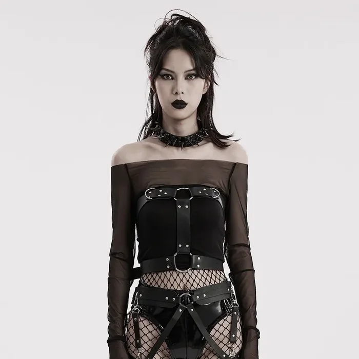 Kraftvolles Dark Punk Brust Harness
