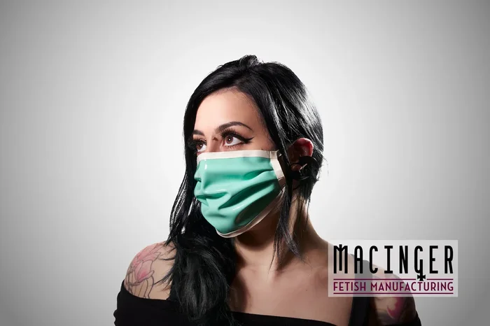 Latex Cyber-Halbmaske – Medical