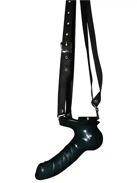 Latex-Umschnallpenis Switch