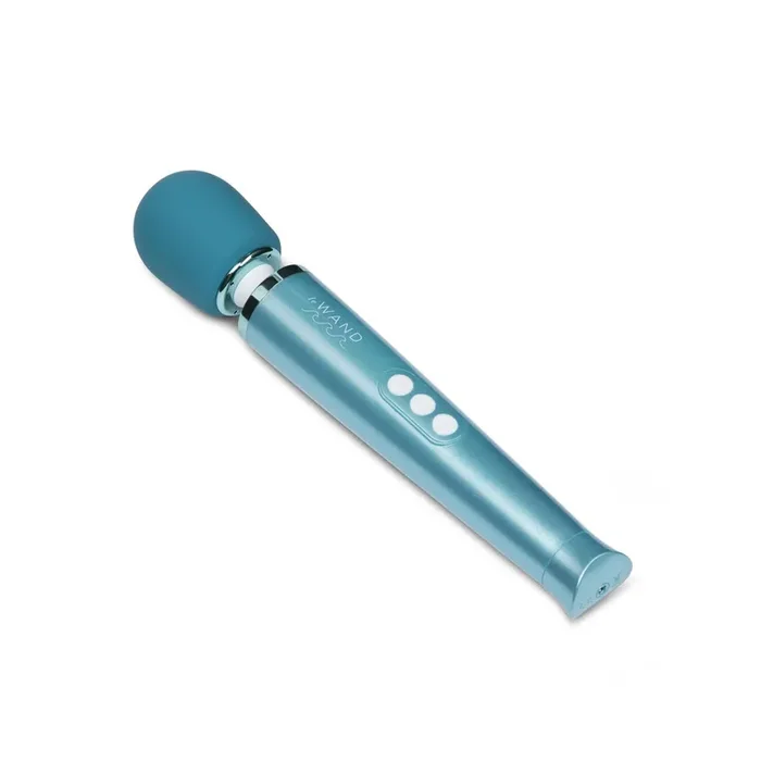 Le Wand – Dive Submersible Rechargable Vibrating Massager