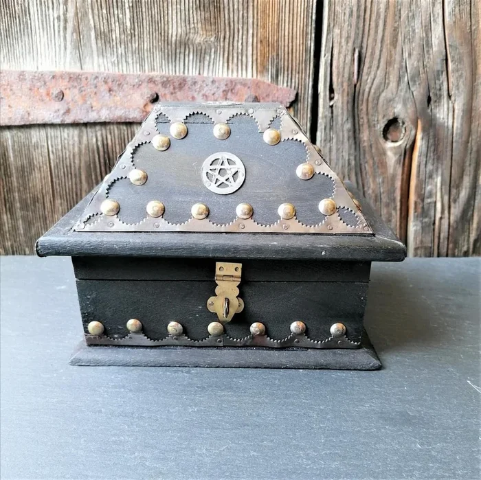 Pentagramm Kästchen im antik Look Salem Box