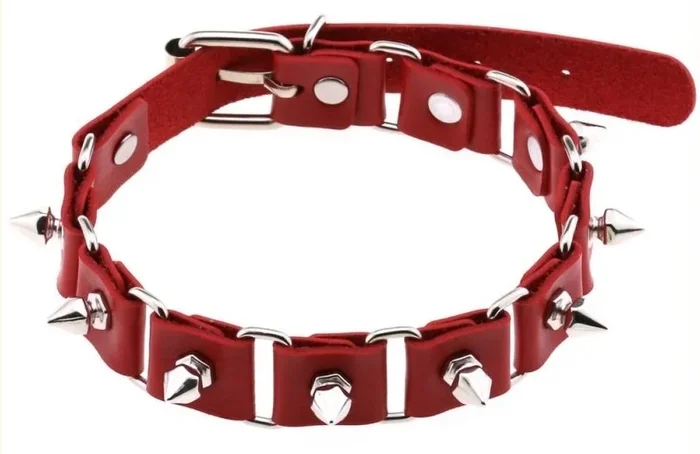 Piks Punk Neckholder Rot