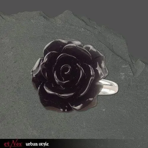 Ring ‘Black Rose‘