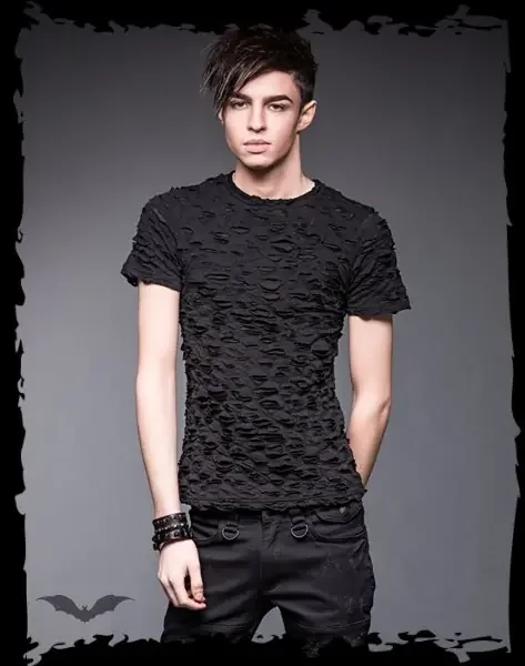 Shirt mit vielen Löchern (Grösse S)