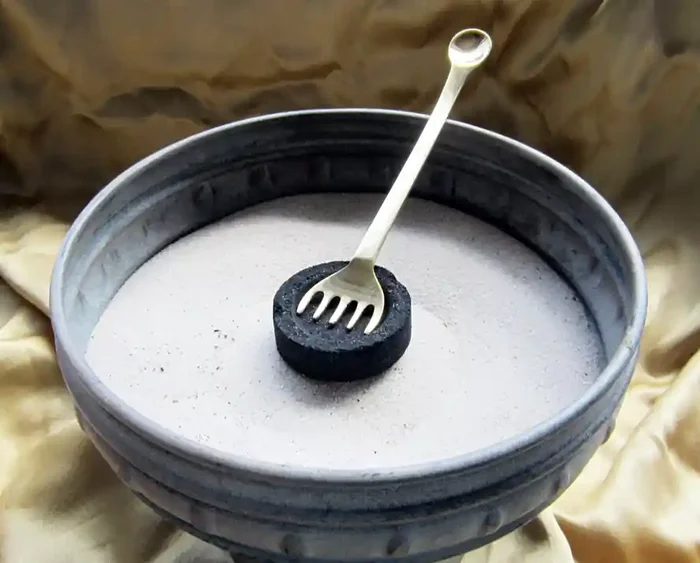 Weihrauchbesteck aus Messing